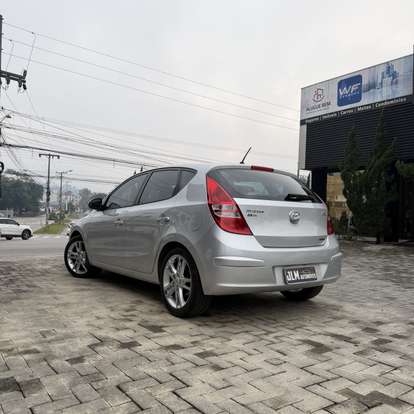 HYUNDAI-I30-2009