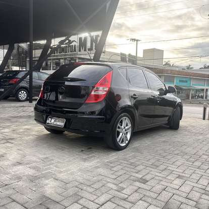 HYUNDAI-I30-2010