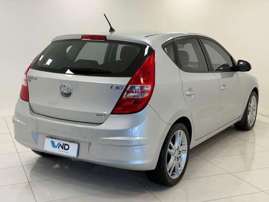 HYUNDAI-I30-2009