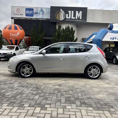 HYUNDAI-I30-2009