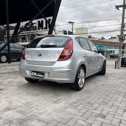 HYUNDAI-I30-2009