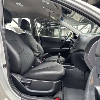 HYUNDAI-I30-2009