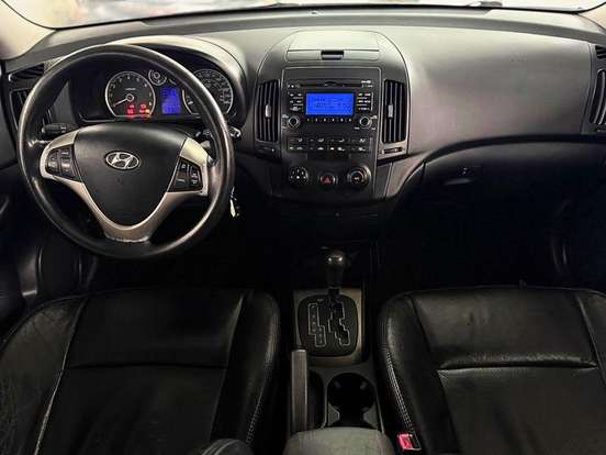 HYUNDAI-I30-2.0 MPI 16V GASOLINA 4P MANUAL HYUNDAI-I30-2009