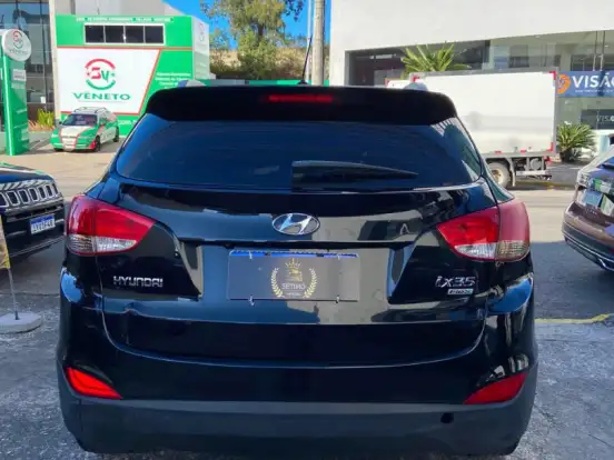 HYUNDAI-IX35-2.0 MPFI GLS 4X2 16V GASOLINA 4P AUTOMÁTICO HYUNDAI-IX35-2011