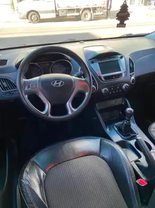 HYUNDAI-IX35-2011