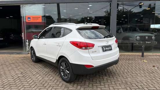 HYUNDAI-IX35-2021