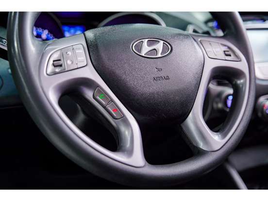 HYUNDAI-IX35-2.0 MPFI GL 16V FLEX 4P AUTOMÁTICO HYUNDAI-IX35-2017