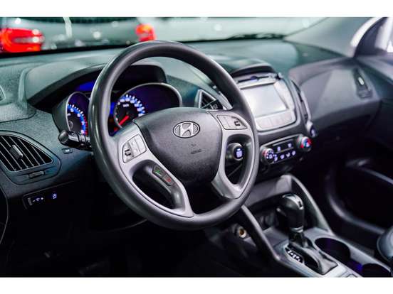 HYUNDAI-IX35-2.0 MPFI GL 16V FLEX 4P AUTOMÁTICO HYUNDAI-IX35-2017