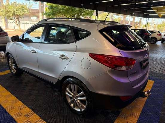 HYUNDAI-IX35-2012