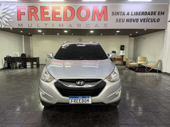 HYUNDAI-IX35-2.0 MPFI GLS 4X2 16V GASOLINA 4P AUTOMÁTICO HYUNDAI-IX35-2011