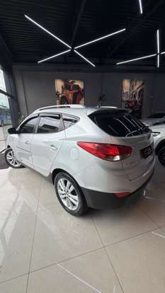 HYUNDAI-IX35-2.0 MPI 4X4 16V GASOLINA 4P AUTOMÁTICO HYUNDAI-IX35-2010