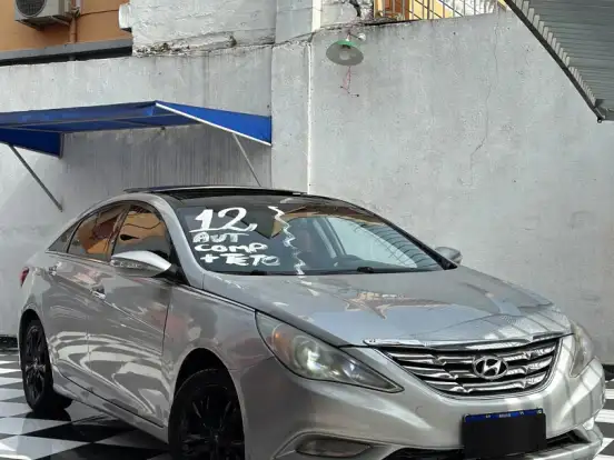 HYUNDAI-SONATA-2.4 MPFI I4 16V 182CV GASOLINA 4P AUTOMÁTICO HYUNDAI-SONATA-2011