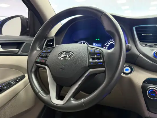 HYUNDAI-TUCSON-2019