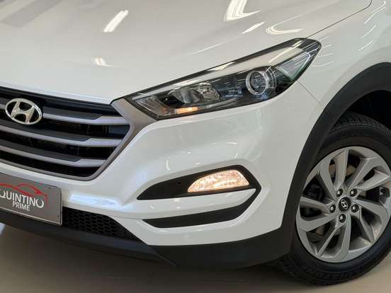HYUNDAI-TUCSON-2021
