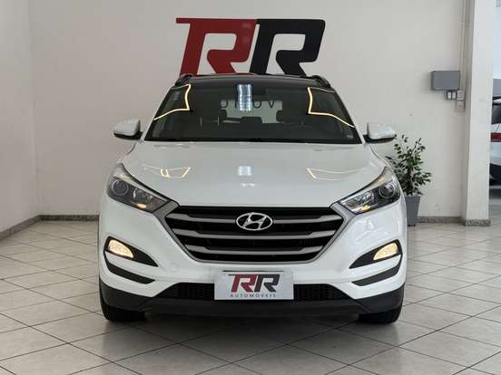 HYUNDAI-TUCSON-2021