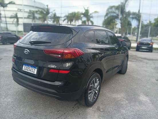 HYUNDAI-TUCSON-2023