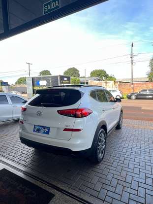 HYUNDAI-TUCSON-2024