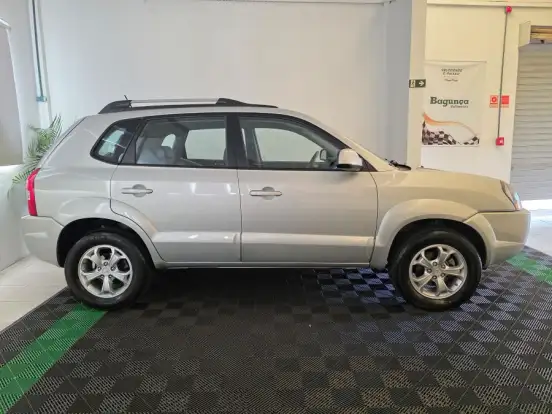 HYUNDAI-TUCSON-2013