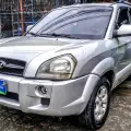 HYUNDAI TUCSON 2.0 MPFI GLS 16V 143CV 2WD GASOLINA 4P AUTOMÁTICO HYUNDAI TUCSON 2.0 MPFI GLS 16V 143CV 2WD GASOLINA 4P AUTOMÁTICO