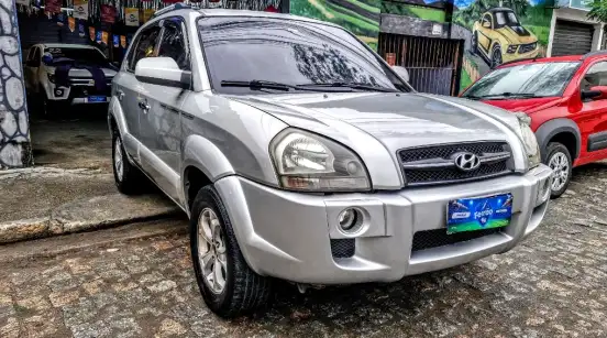 HYUNDAI-TUCSON-2.0 MPFI GLS 16V 143CV 2WD GASOLINA 4P AUTOMÁTICO HYUNDAI-TUCSON-2012