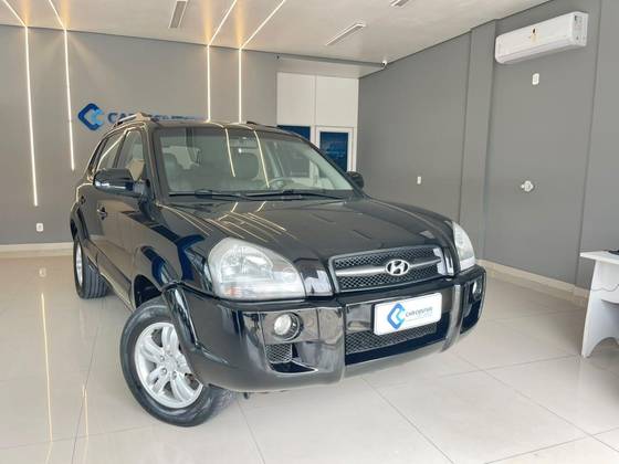 HYUNDAI TUCSON 2.0 MPFI GL 16V 142CV 2WD GASOLINA 4P MANUAL