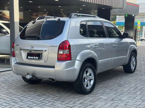 HYUNDAI-TUCSON-2.0 MPFI GLS 16V 143CV 2WD FLEX 4P AUTOMÁTICO HYUNDAI-TUCSON-2016