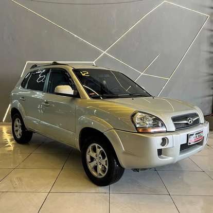 HYUNDAI-TUCSON-2.0 MPFI GLS 16V 143CV 2WD GASOLINA 4P AUTOMÁTICO HYUNDAI-TUCSON-2011