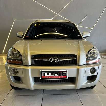 HYUNDAI-TUCSON-2011