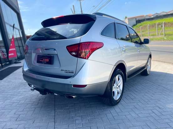 HYUNDAI-VERACRUZ-2010