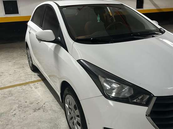 HYUNDAI-HB20-1.0 COMFORT PLUS 12V FLEX 4P MANUAL HYUNDAI-HB20-2017