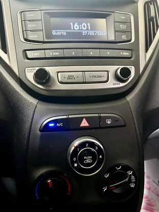 HYUNDAI-HB20-2017
