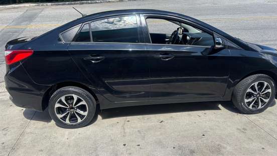 HYUNDAI-HB20S-2017
