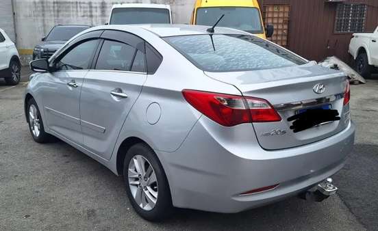 HYUNDAI-HB20S-2014