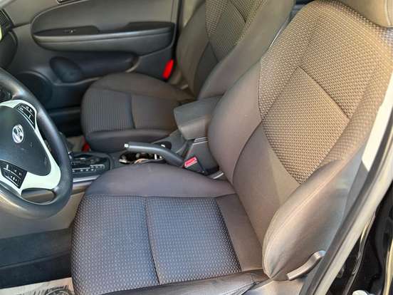 HYUNDAI-I30-2.0 MPI 16V GASOLINA 4P AUTOMÁTICO HYUNDAI-I30-2010