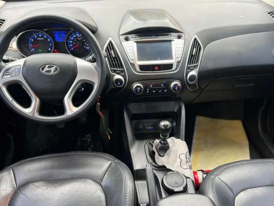 HYUNDAI-IX35-2.0 MPI 4X2 16V FLEX 4P MANUAL HYUNDAI-IX35-2011