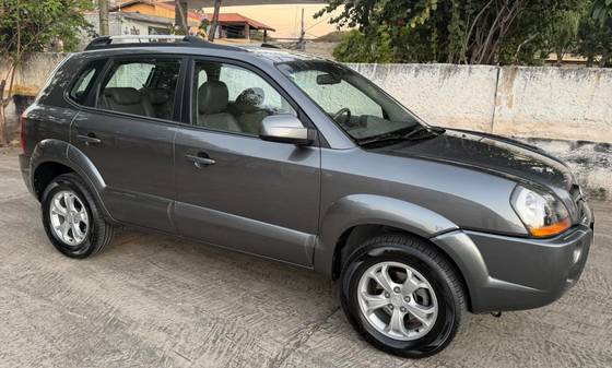 HYUNDAI TUCSON 2.0 MPFI GLS 16V 143CV 2WD FLEX 4P AUTOMÁTICO