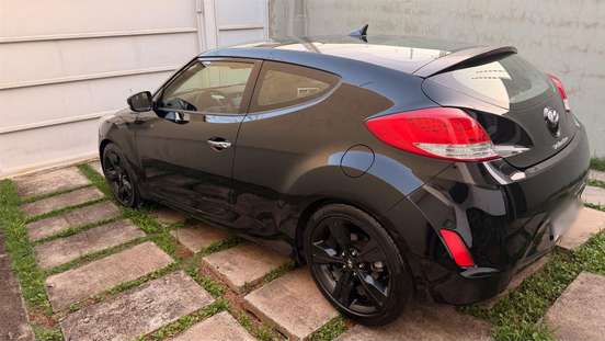 HYUNDAI-VELOSTER-2012