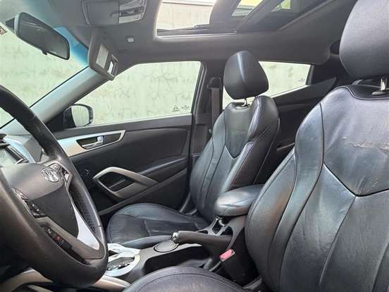 HYUNDAI-VELOSTER-1.6 16V GASOLINA 3P AUTOMÁTICO HYUNDAI-VELOSTER-2012
