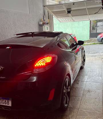 HYUNDAI-VELOSTER-2012