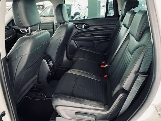JEEP-COMMANDER-1.3 T270 TURBO FLEX LIMITED AT6 JEEP-COMMANDER-2024