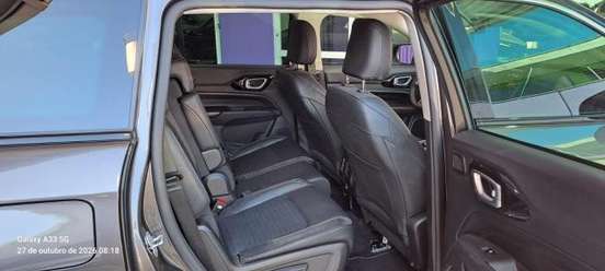 JEEP-COMMANDER-2025