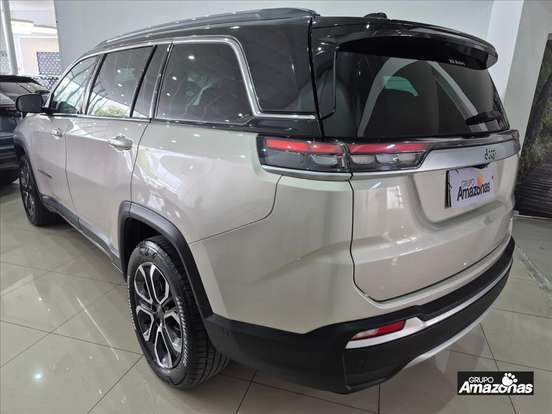 JEEP-COMMANDER-2022