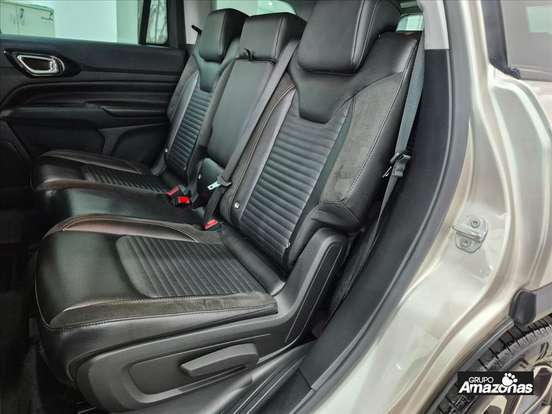 JEEP-COMMANDER-2022