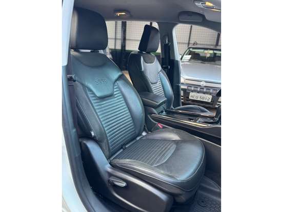 JEEP-COMMANDER-1.3 T270 TURBO FLEX LIMITED AT6 JEEP-COMMANDER-2023