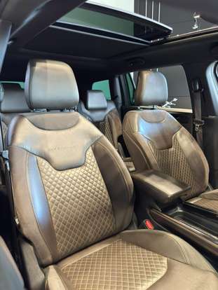 JEEP-COMMANDER-2022