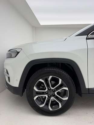 JEEP-COMMANDER-2021