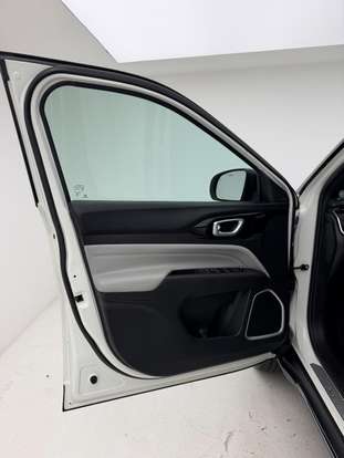JEEP-COMMANDER-2021