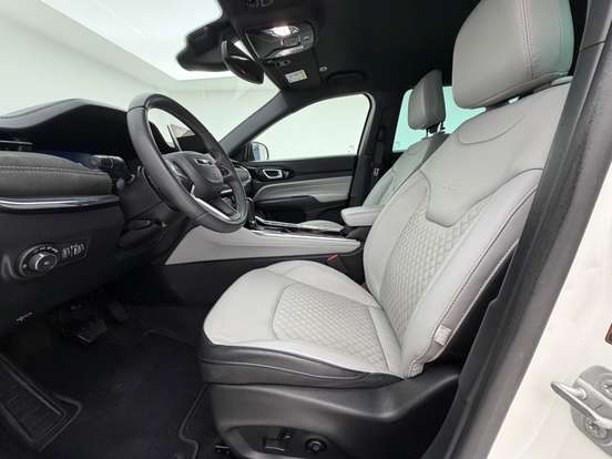 JEEP-COMMANDER-2021