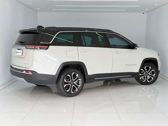 JEEP-COMMANDER-2023