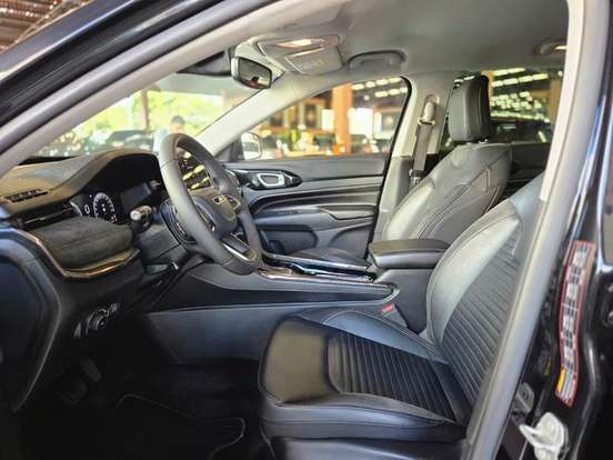 JEEP-COMMANDER-1.3 T270 TURBO FLEX LIMITED AT6 JEEP-COMMANDER-2023